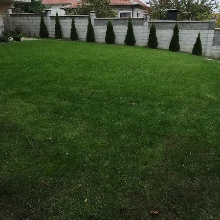 Miranis Houses * ביאלה