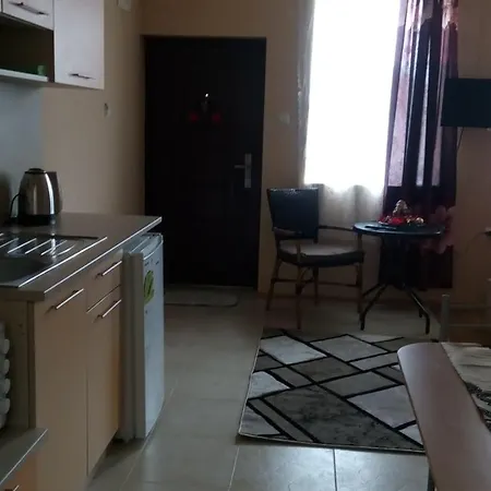 Miranis Houses *