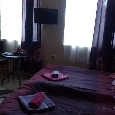 Miranis Houses Guest house